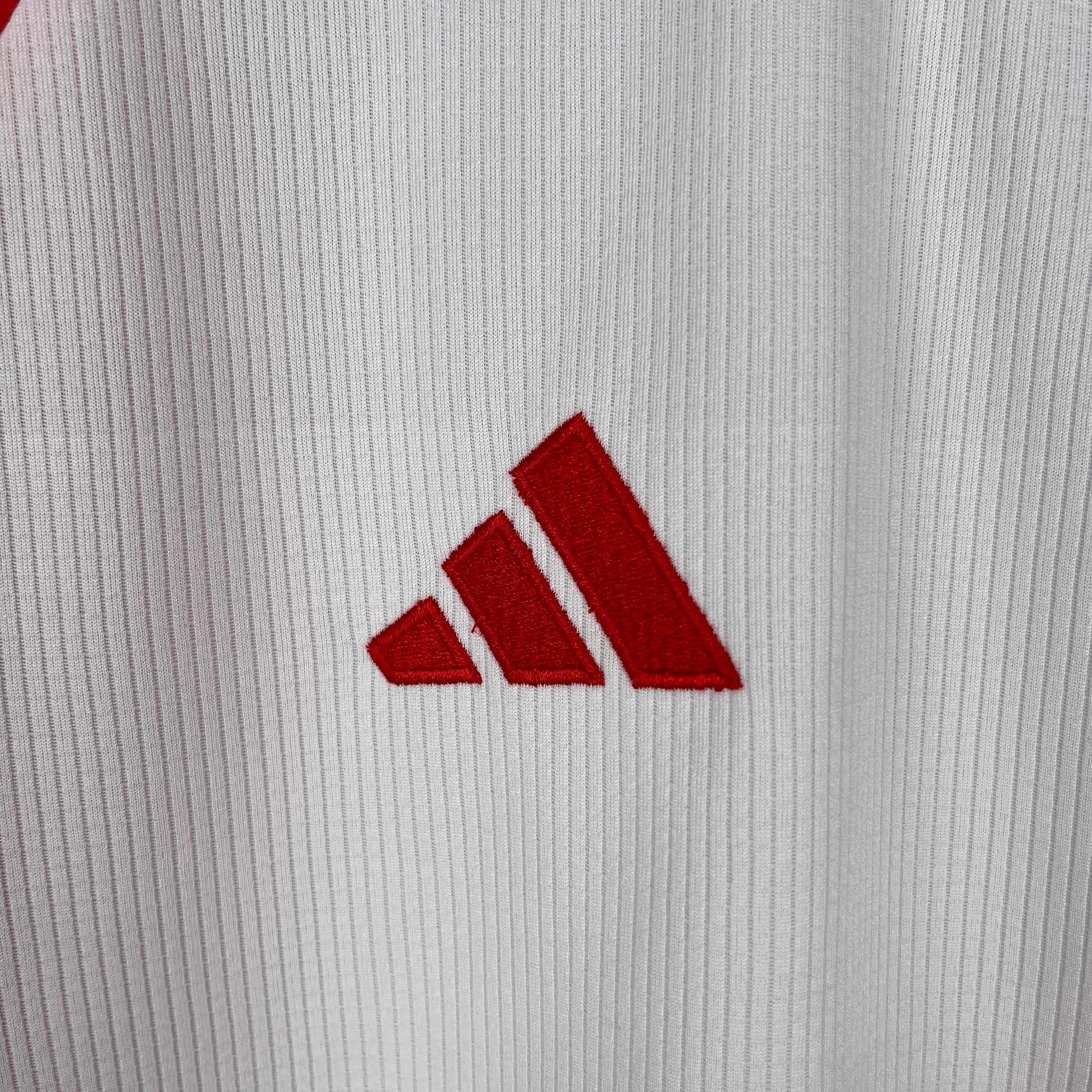 Camiseta Bayern Munich 2023-24 - Local