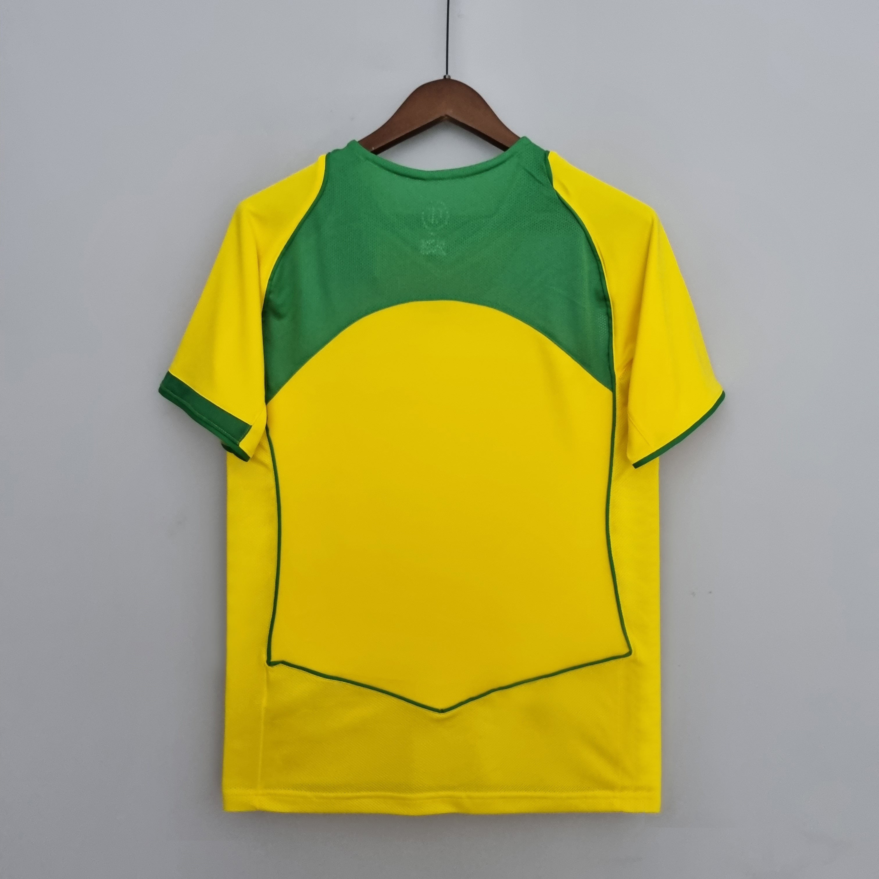 Camiseta Brasil 2004-05 - Local - Retro