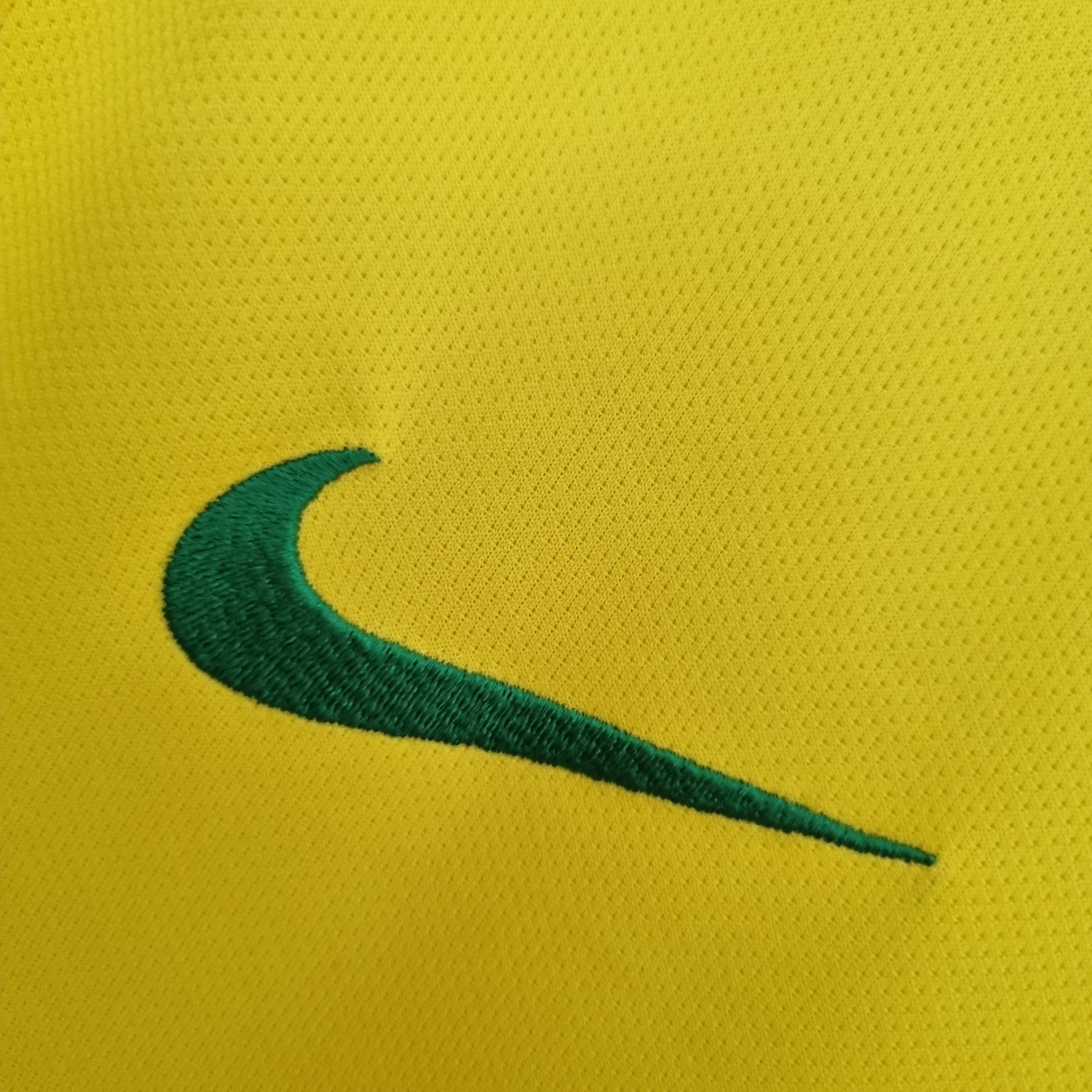 Camiseta Brasil 2018 - Local - Retro