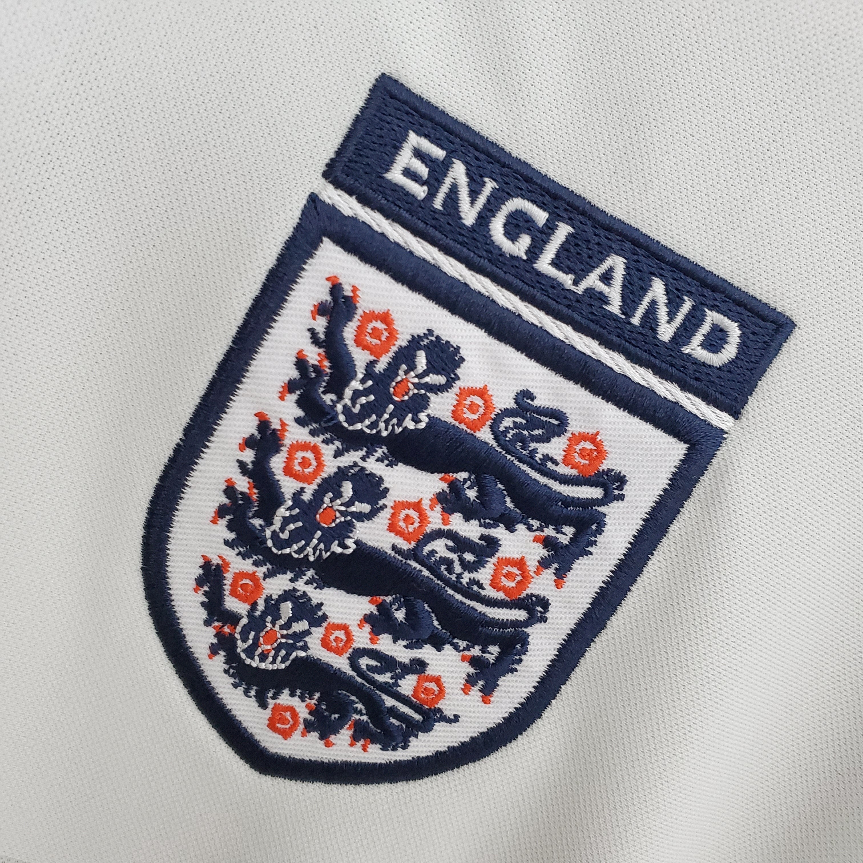 Camiseta Inglaterra 2000 - Local - Retro