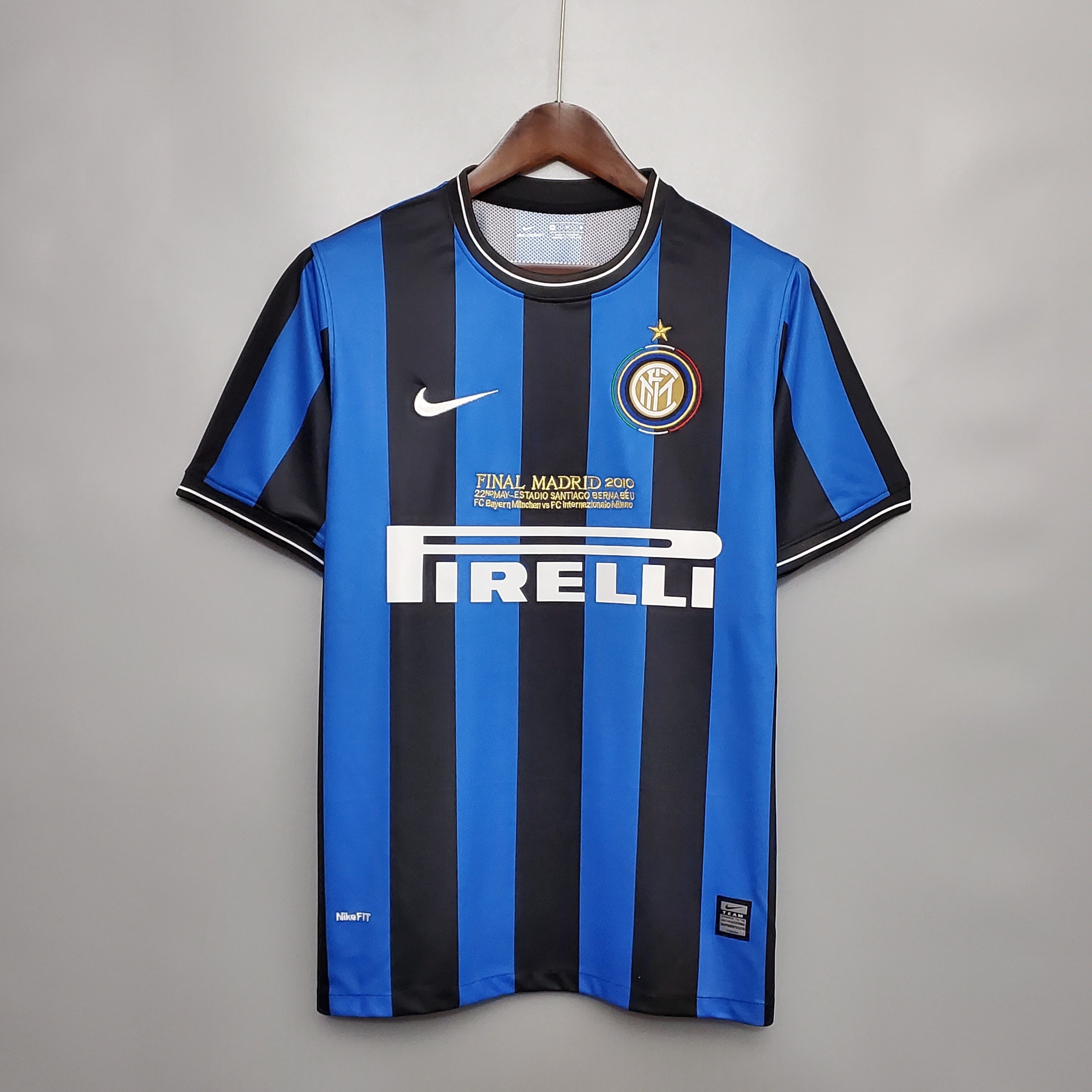 Camiseta Inter Milan 2010 - Local - Retro