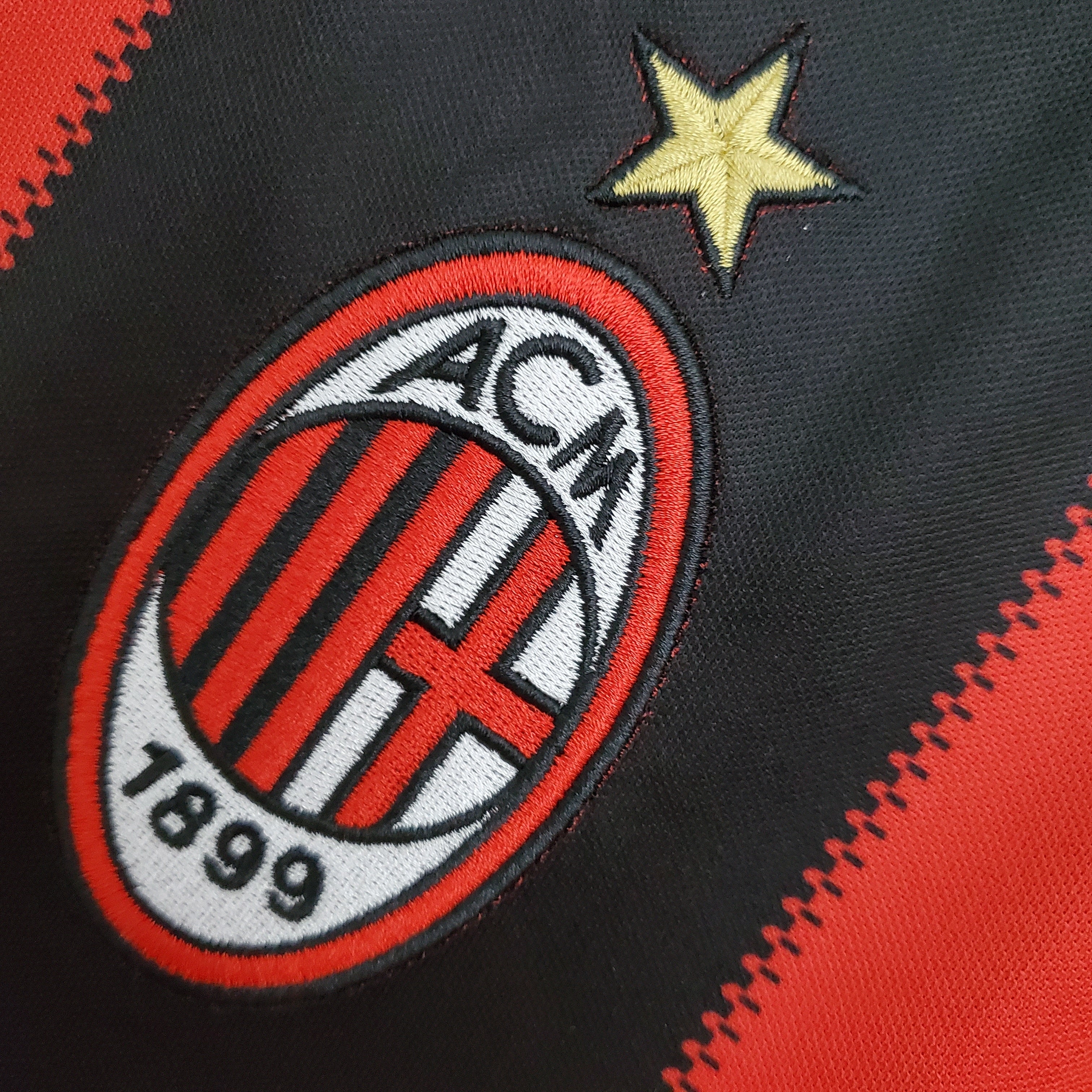 Camiseta AC Milan 2010-11 - Local - Retro