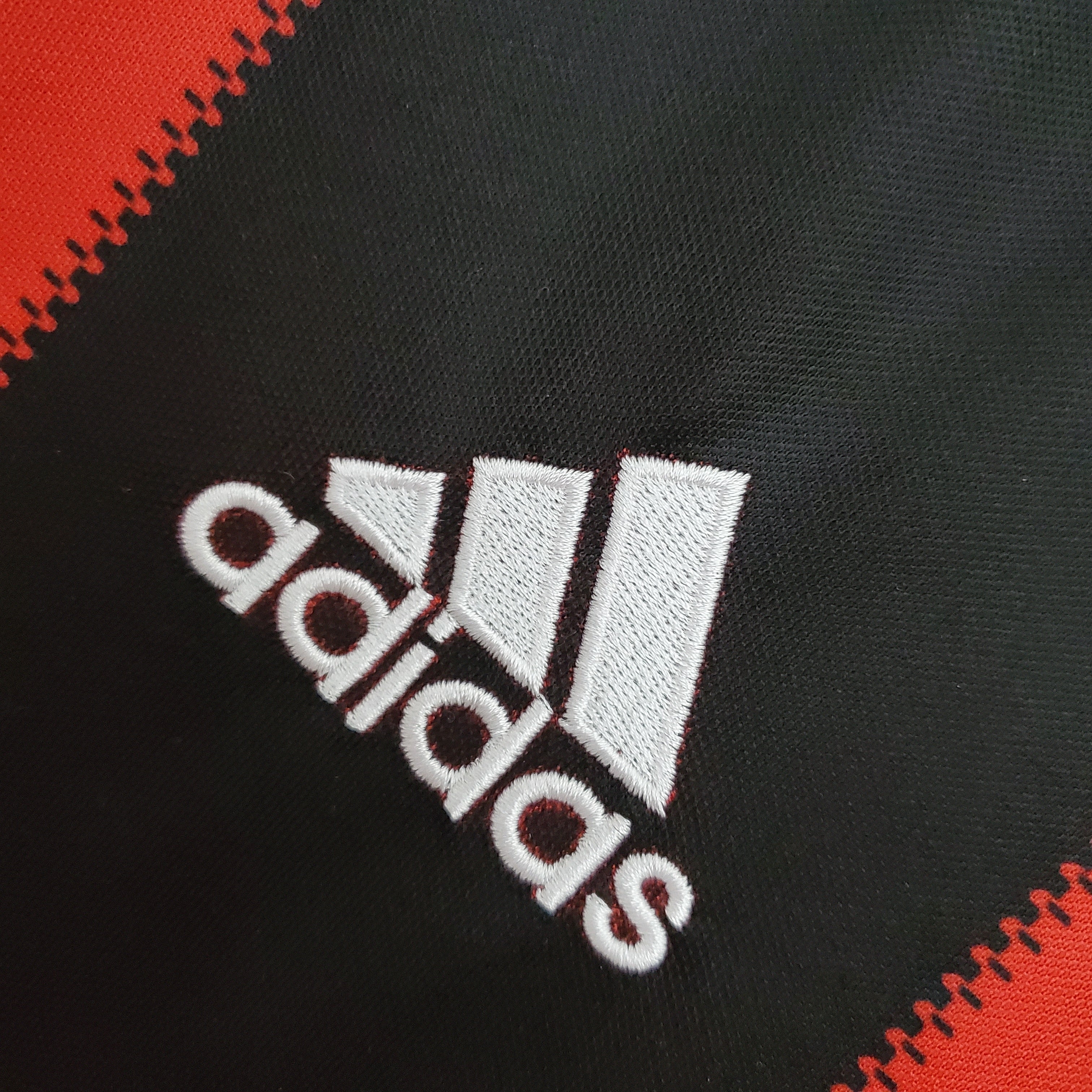 Camiseta AC Milan 2010-11 - Local - Retro
