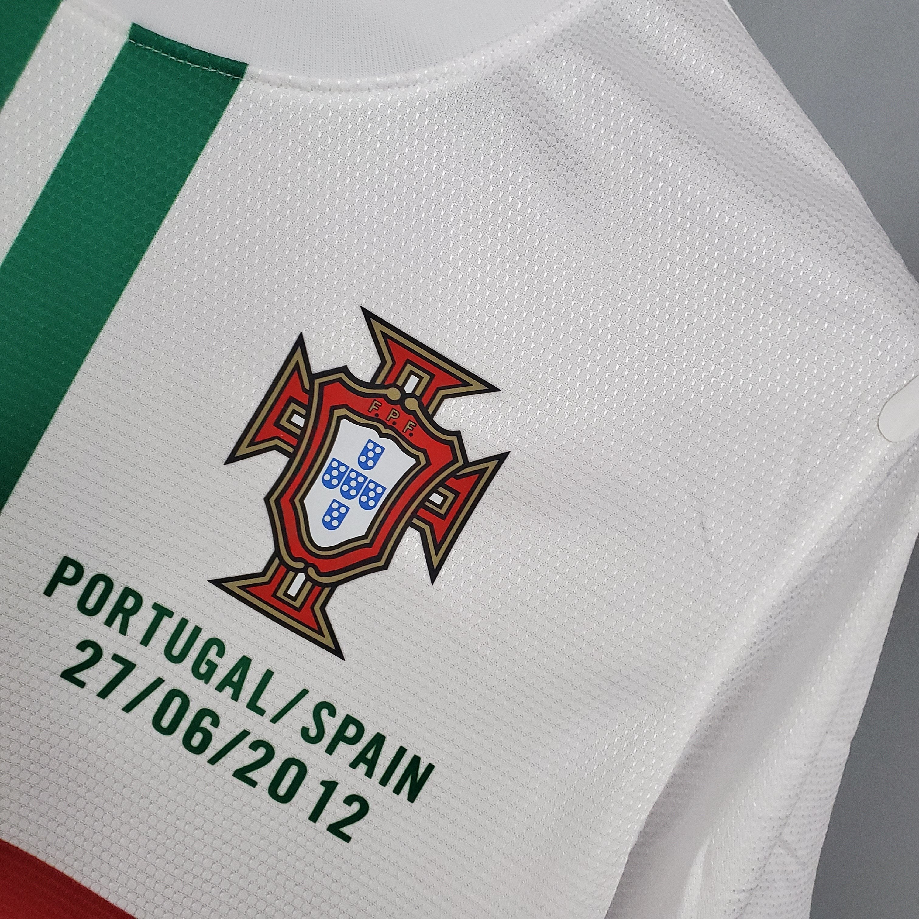 Camiseta Portugal 2012 - Visitante - Retro