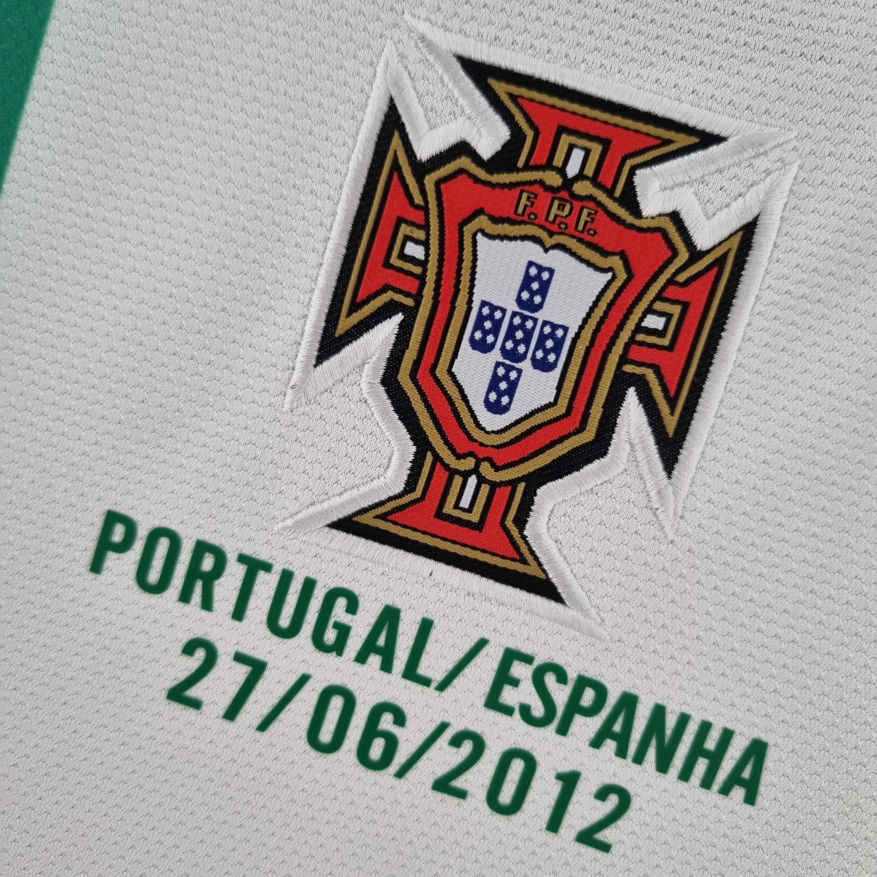 Camiseta Portugal 2012 Manga Larga - Visitante - Retro