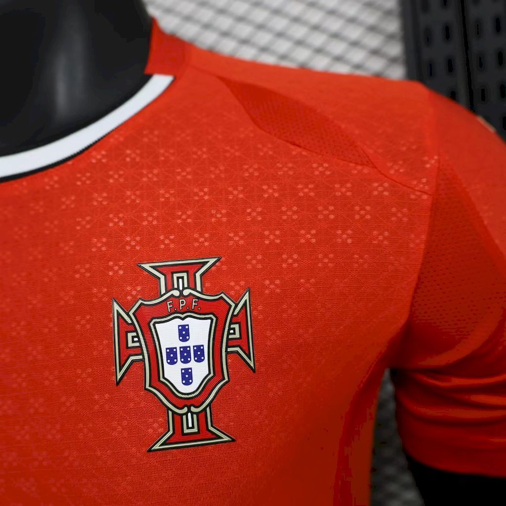 Camiseta Portugal 2025 Versión Jugador - Local