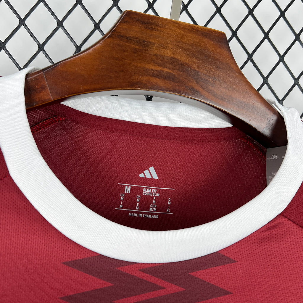 Camiseta Qatar Mundial 2026 - Local