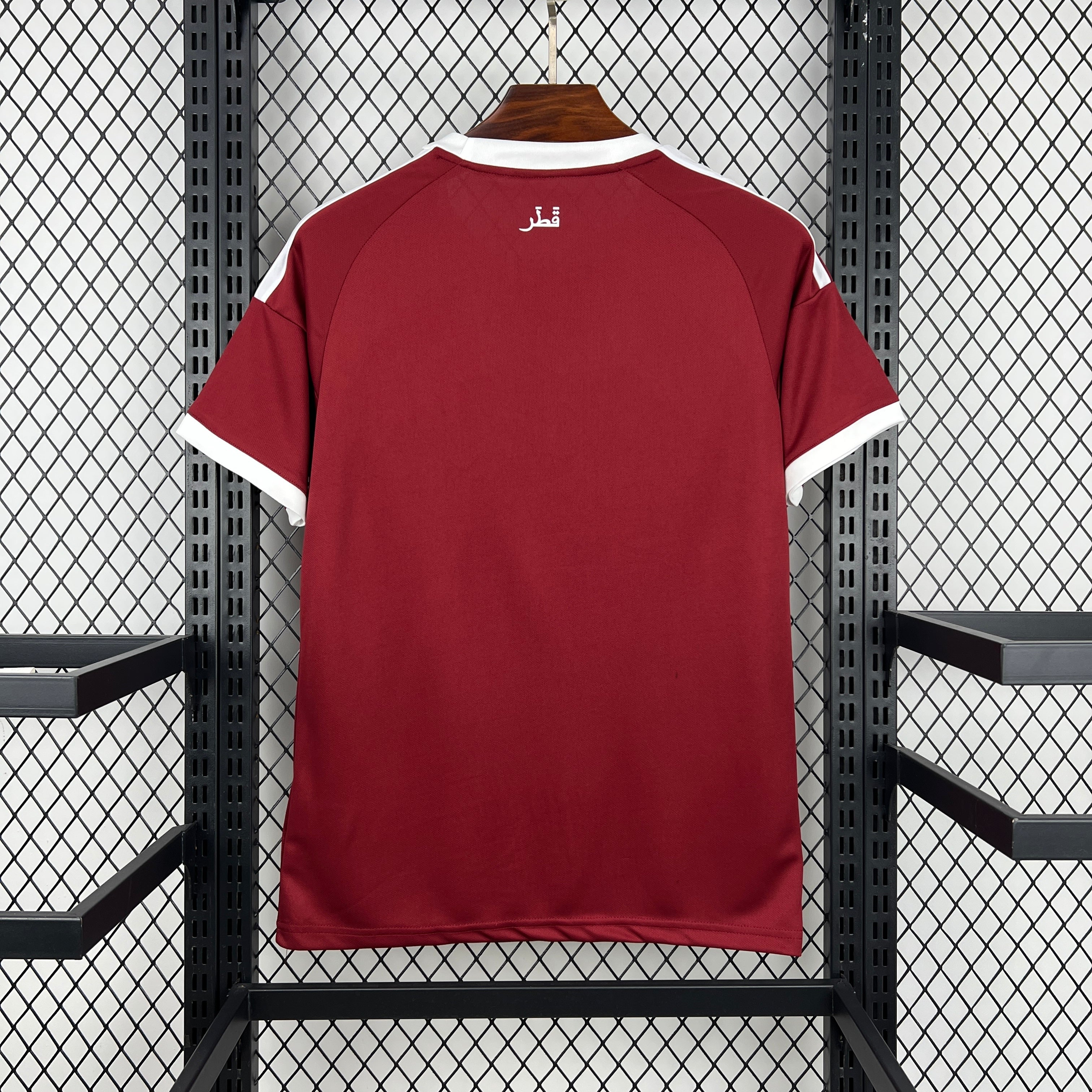 Camiseta Qatar Mundial 2026 - Local