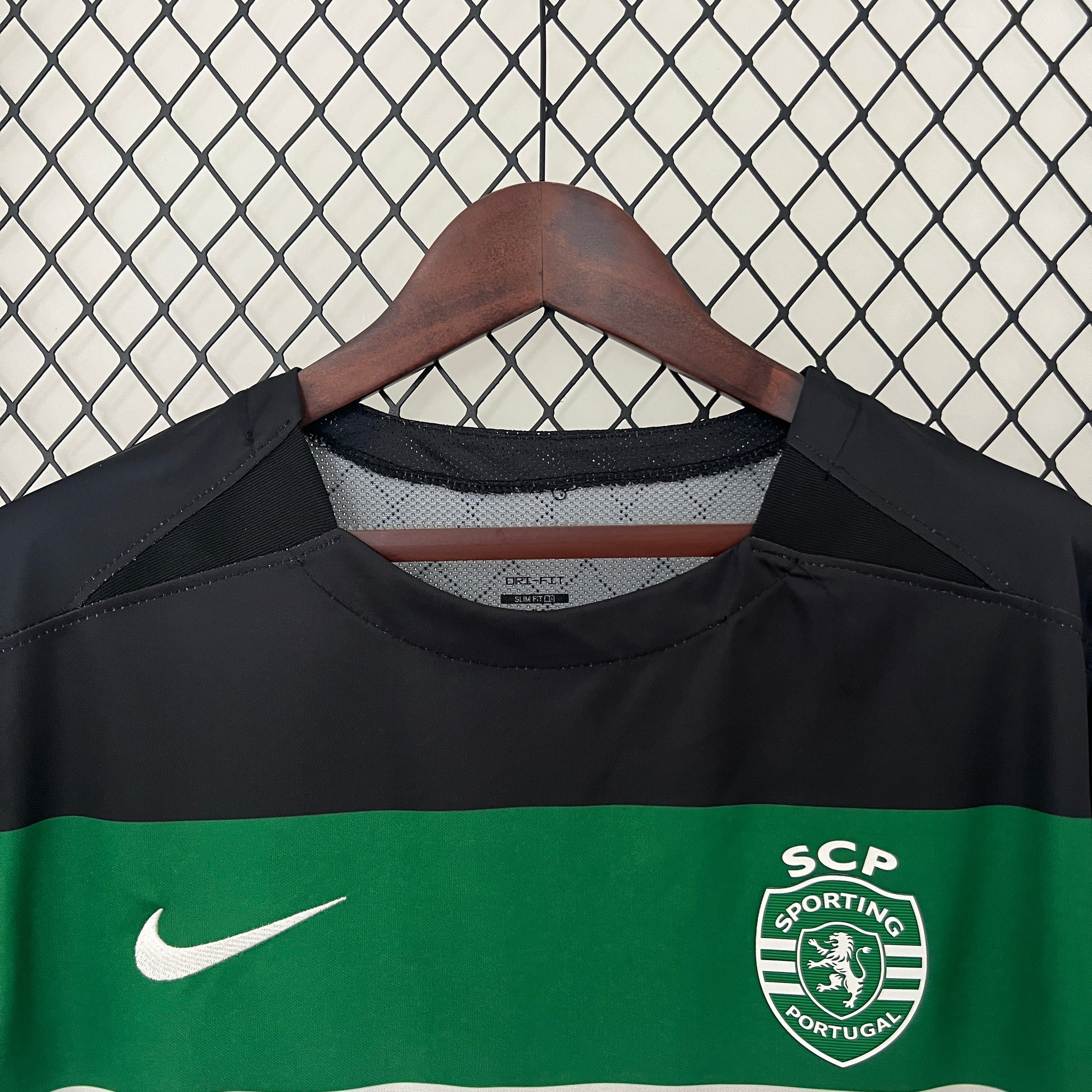 Camiseta Sporting CP 2024-25 - Local