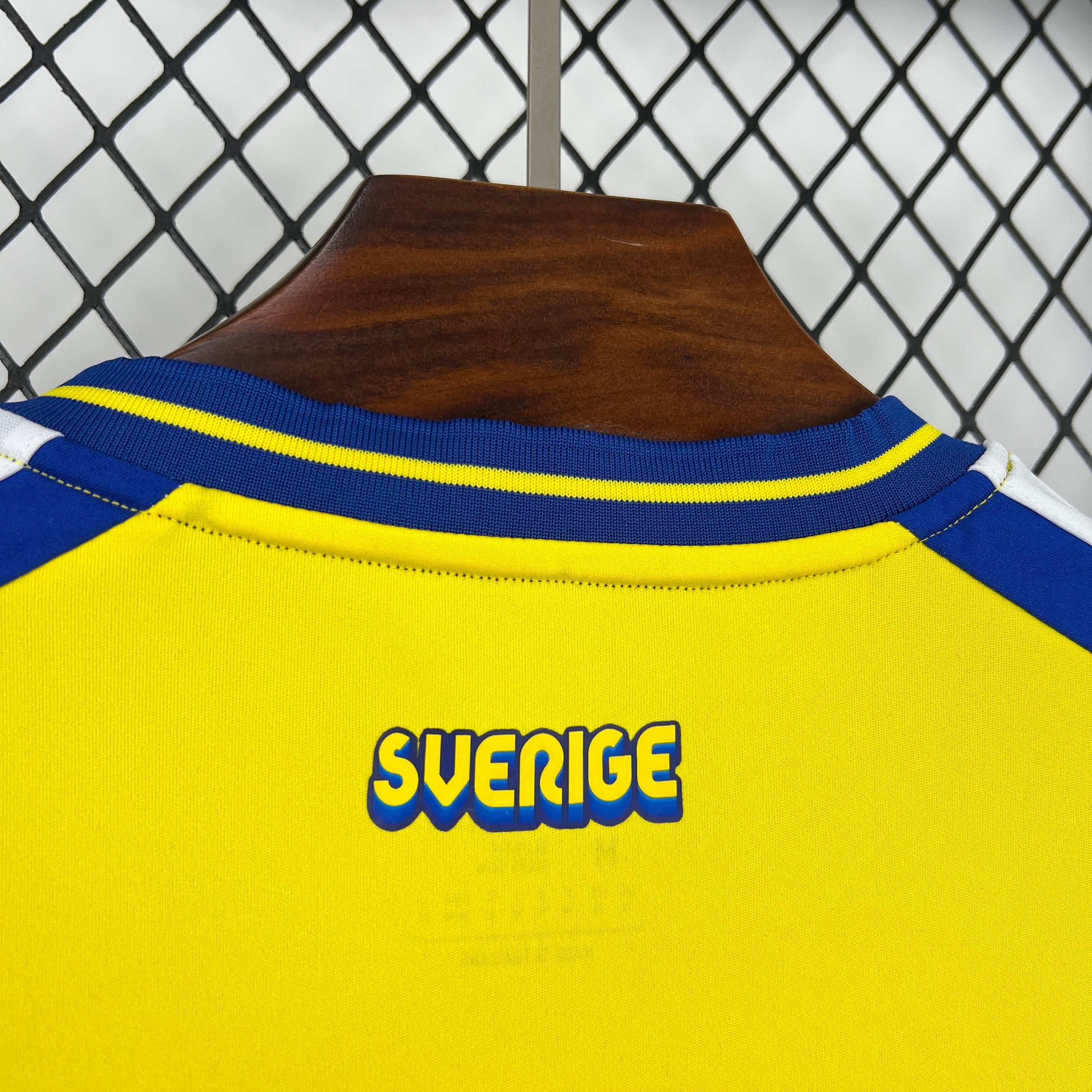 Camiseta Suecia Mundial 2026 - Local